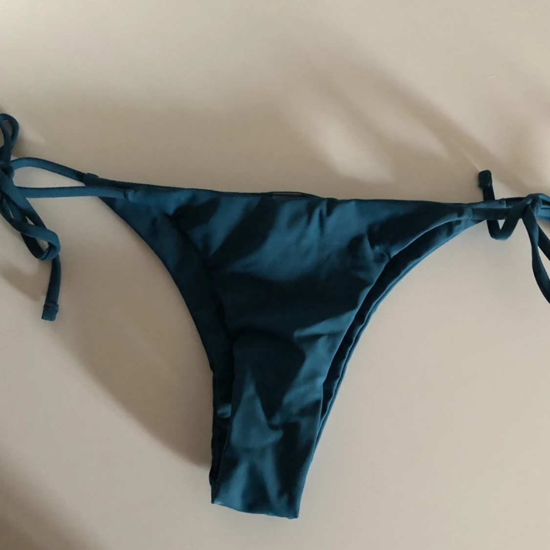 Bikini sett två underdelar o en överdel  - 91