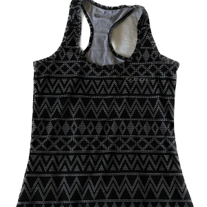 Mönster tränings linne SOC - 🤍Köp 4 tröjor för 200kr + FRI FRAKT 🤍 eller 3 för 2 på alla plagg 