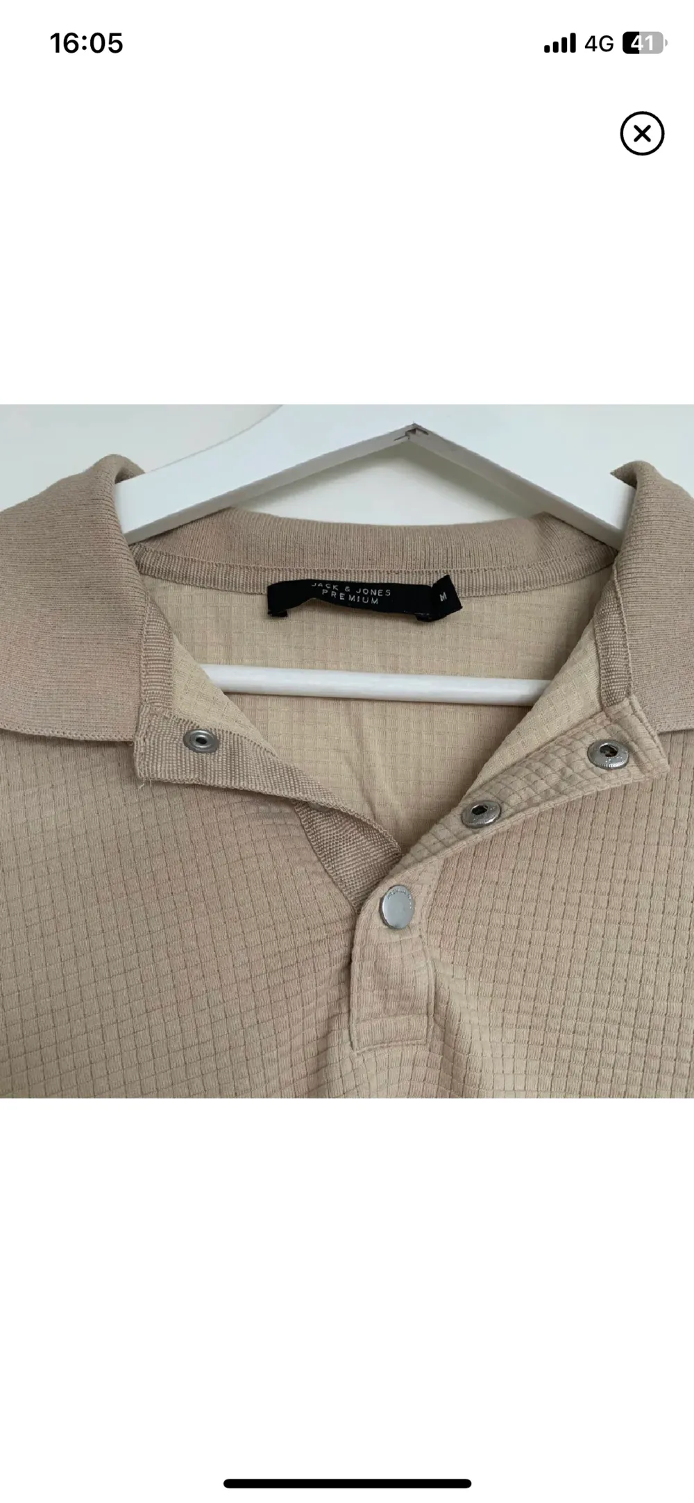 Beige långärmad tröja från Jack & Jones med ”rutig” textur . Tröjor & Koftor.