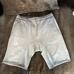 Zara kids shorts Säljs för inte till användning  13-14 år/164 cm