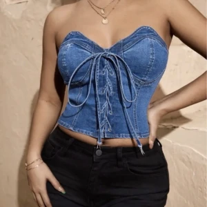 Denim topp bustier shein  - Din bustier med stretch 