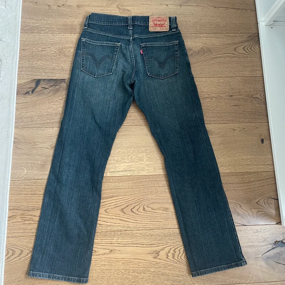 Vintage 514 Levi’s Jeans. Sjukt snygg tvätt, men tyvärr för små för mig. W29 L30. Jeans & Byxor.