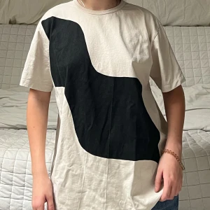 Marimekko T-shirt  - T-shirt från Marimekko i storlek XXL❤️