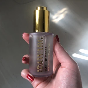 Tanning drogs  - Helt nya tanning drops från Ida Wargs märke säljer då jag fick en i födelsedagspresent och hade redan en