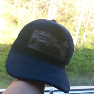 Blå emilo pendenza keps - BLÅ EMILIO PENDEZA KEPS ÄR NI INTRESSERADE HÖR AV ER!!💥💥