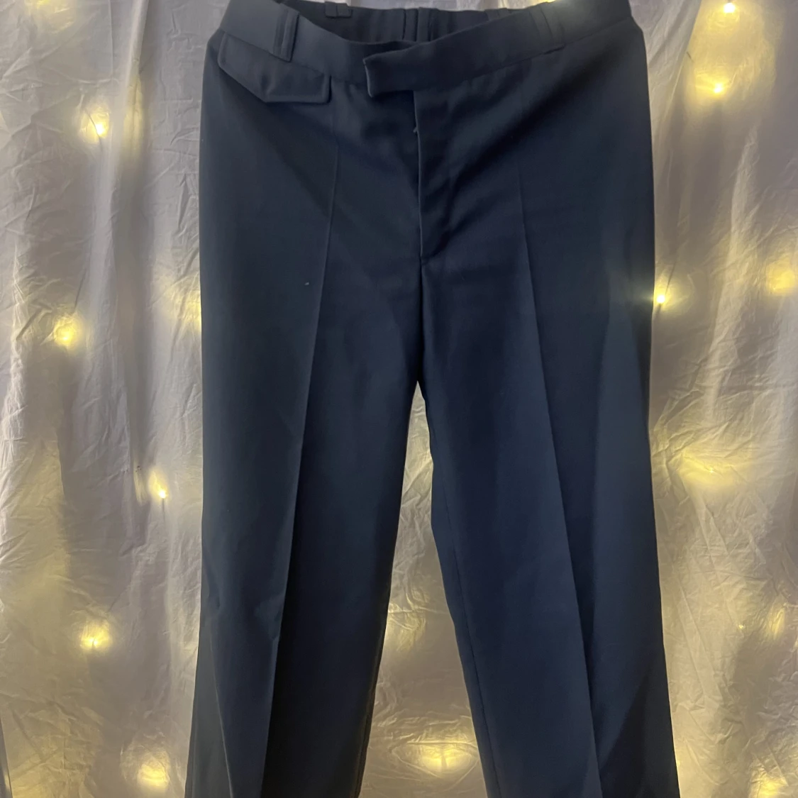 Fina gråa kostymbyxor 