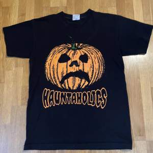 As fet hauntaholics tee💥 priset kan sänkas vid snabb affär och tar emot trades👊💥