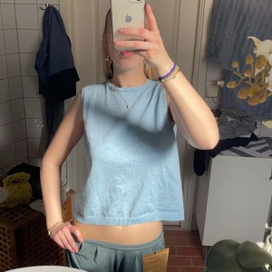 Blå väst - Superfin blå väst, helt oanvänd 