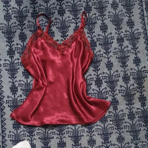 Super fin linne topp - I mycket bra skick och passar till allt.