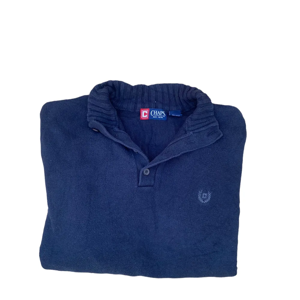 Jättesnygg blå tröja. Modell är 186 och bär vanligtvis M-L. :). Tröjor & Koftor.
