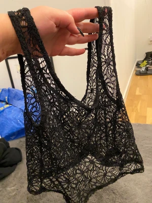 Genomskinligt linne - Använd lite