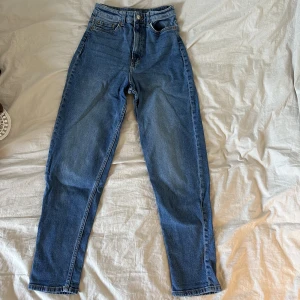 Mörkblå jeans💙 - Mörkblå jeans från H&M 💙