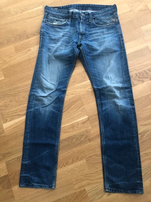 Jeans - Jeans i bra skick