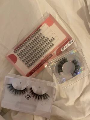 Fransar - Säljer desss med fransar. Två stycken hela i egen förpackning och singel fransar. Säljer alla för 120💓