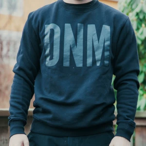 DNM Sweatshirt - Tröja fran Denim day & co. Aldrig använd.