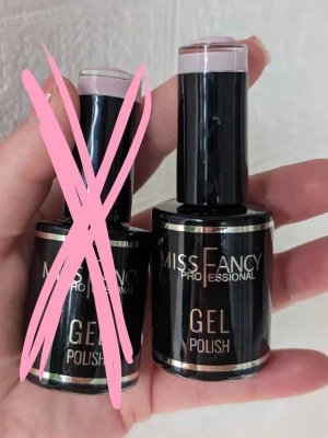 Miss fancy - Spring feels gellack - Swatchat på pluppen men annars oanvänd🤍