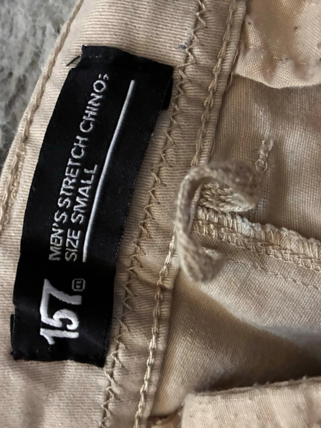 Beige stretchiga chinos från 157 - 1