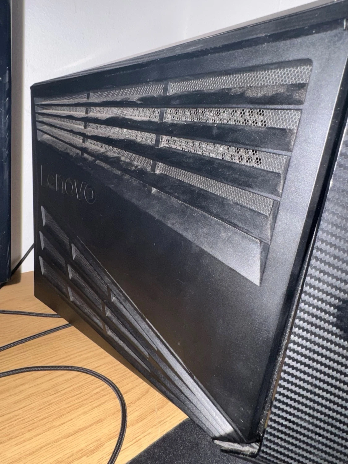 Lenovo stationär gamingdator svart/röd - 3