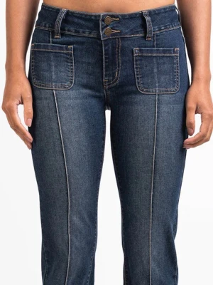 Superfina madlady jeans - Superfina madlady jeans i stl 36 regular, bootcut och utsvängda. Kan sicka mer bilder vid önskemål. Använda runt 5 ggr, kontakta vid frågor?💙