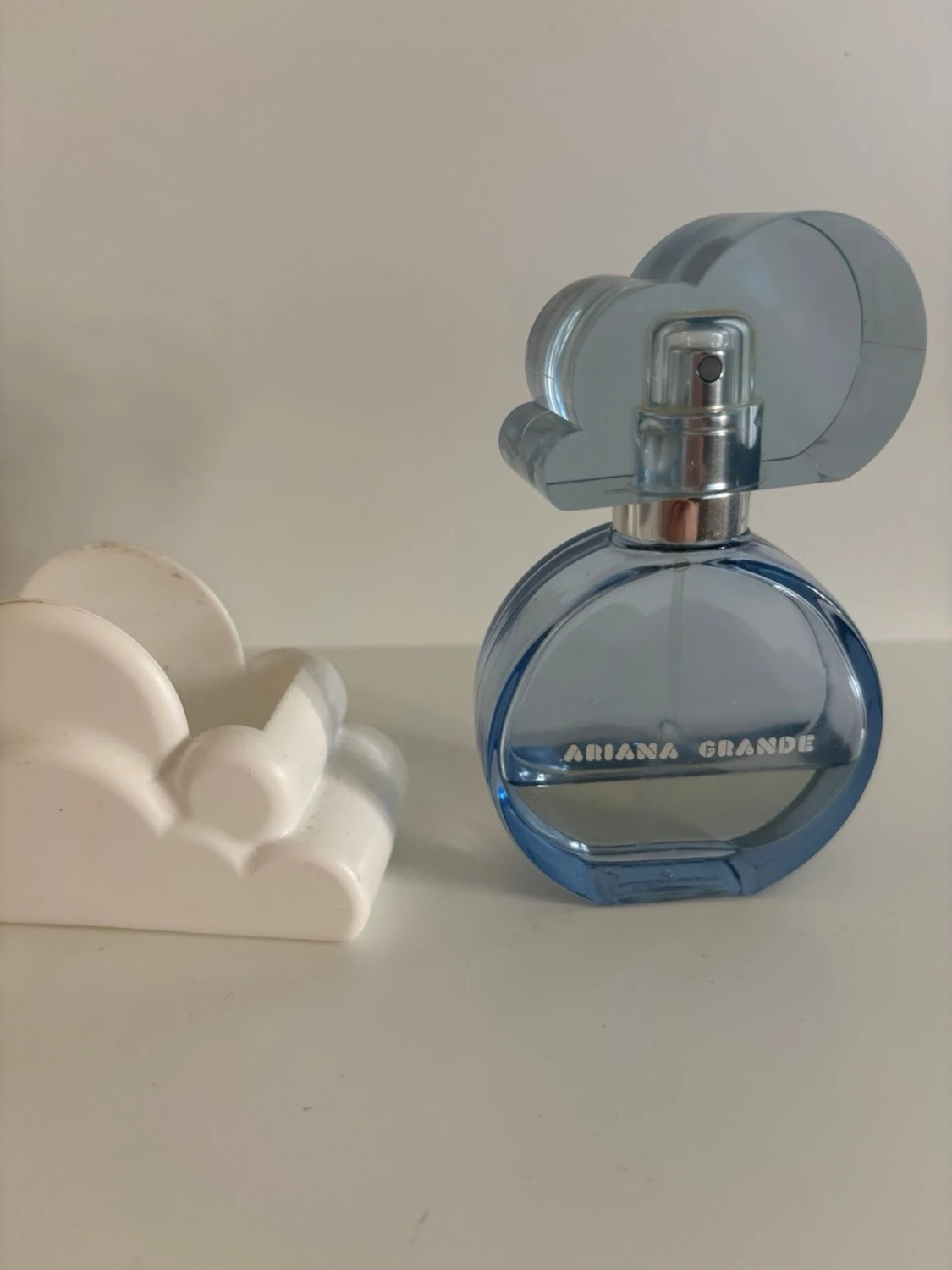 Ariana Grande Cloud parfym blå - 1