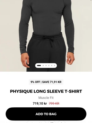 Gymshark physique long sleeve - Använd 1 gång. Säljes då jag har en till i annan storlek som passar mig bättre. Lappen i nacken klippte jag bort då den störde som fasen i nacken. Därav säljs denna billigare. Storleken är XL. 