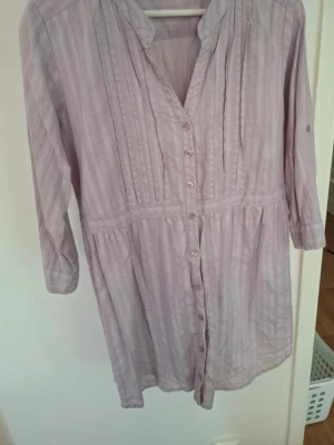 Lila sommar blus klänning - En sommrig lila klänning, 100% bomull 