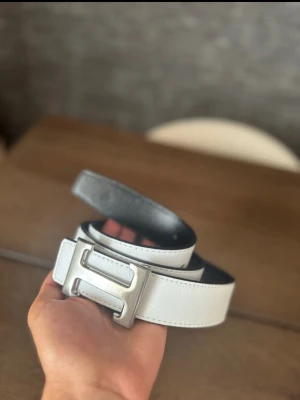 Herme's bälte - Helt nytt! Dm vid intresse!