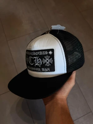 Chrome Hearts Keps - Keps från chrome hearts, kepsen är helt ny och i väldigt bra kvalité. Hör av dig vid fler frågor!