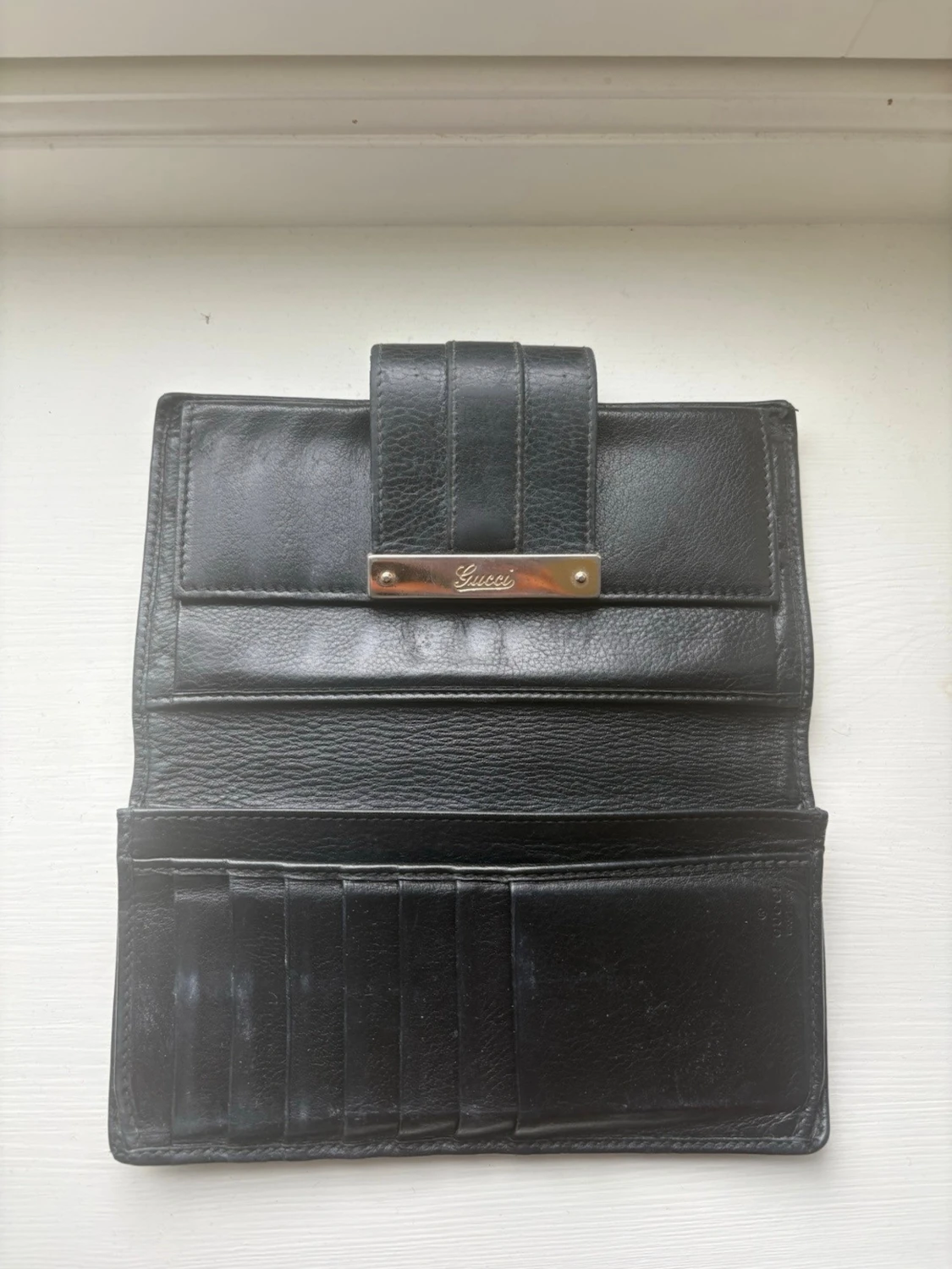 Svart plånbok från Gucci i läder - 2