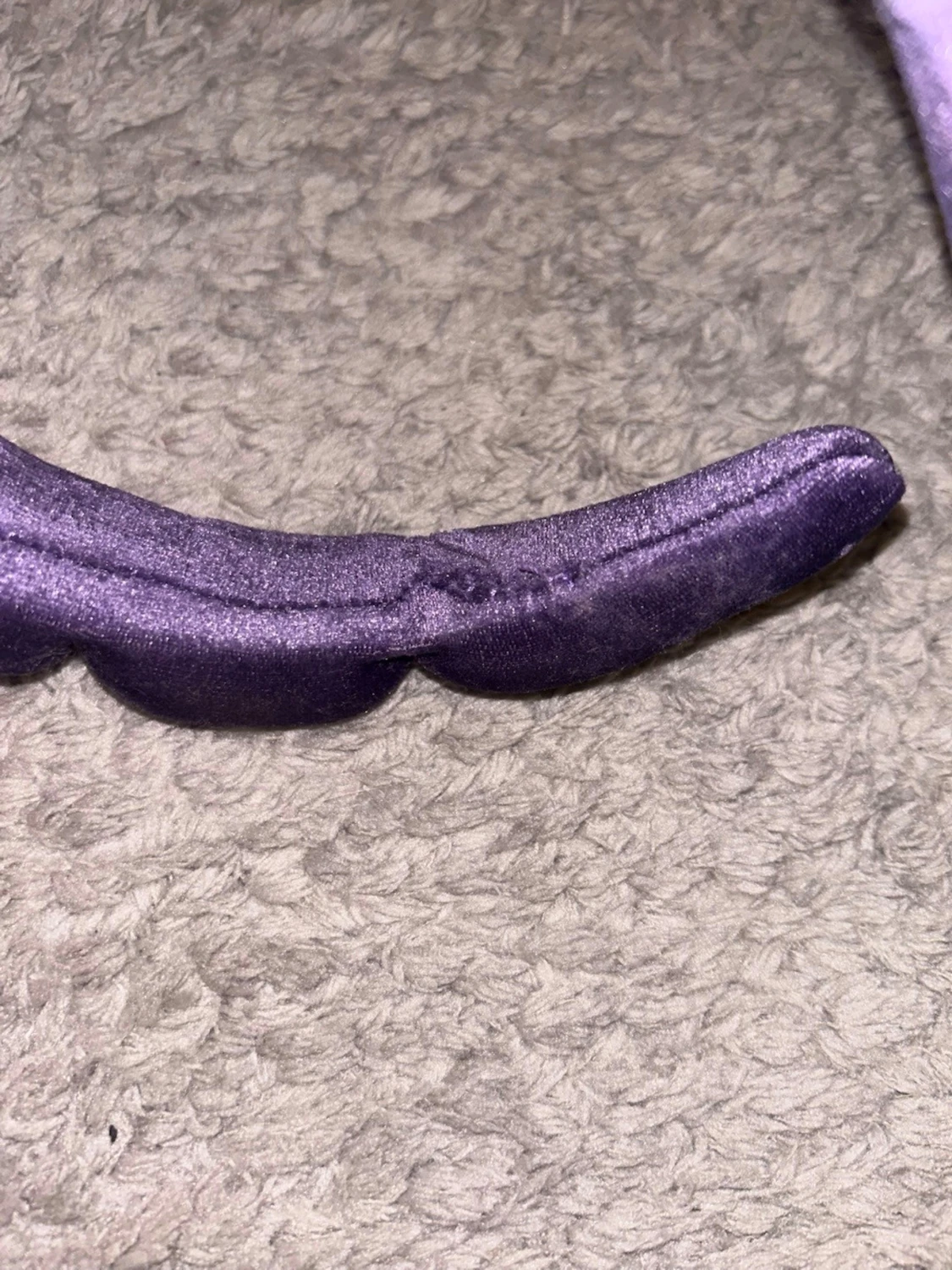 Lila vadderat diadem i satin - 1