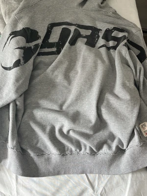 Gasp zip upp - Jätte snygg gasp zip upp  i storlek m .