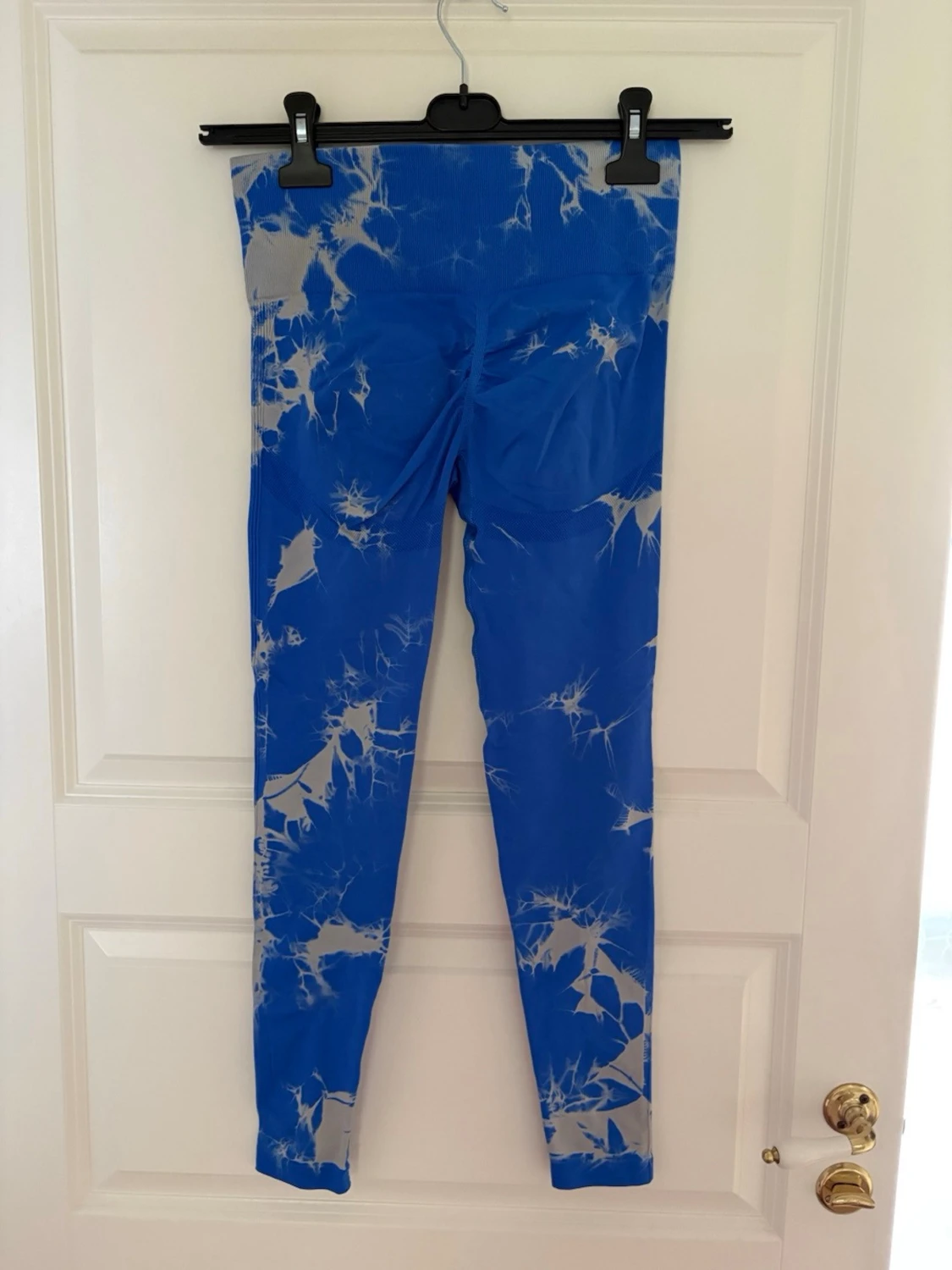 Blå tie dye leggings med hög midja - 3