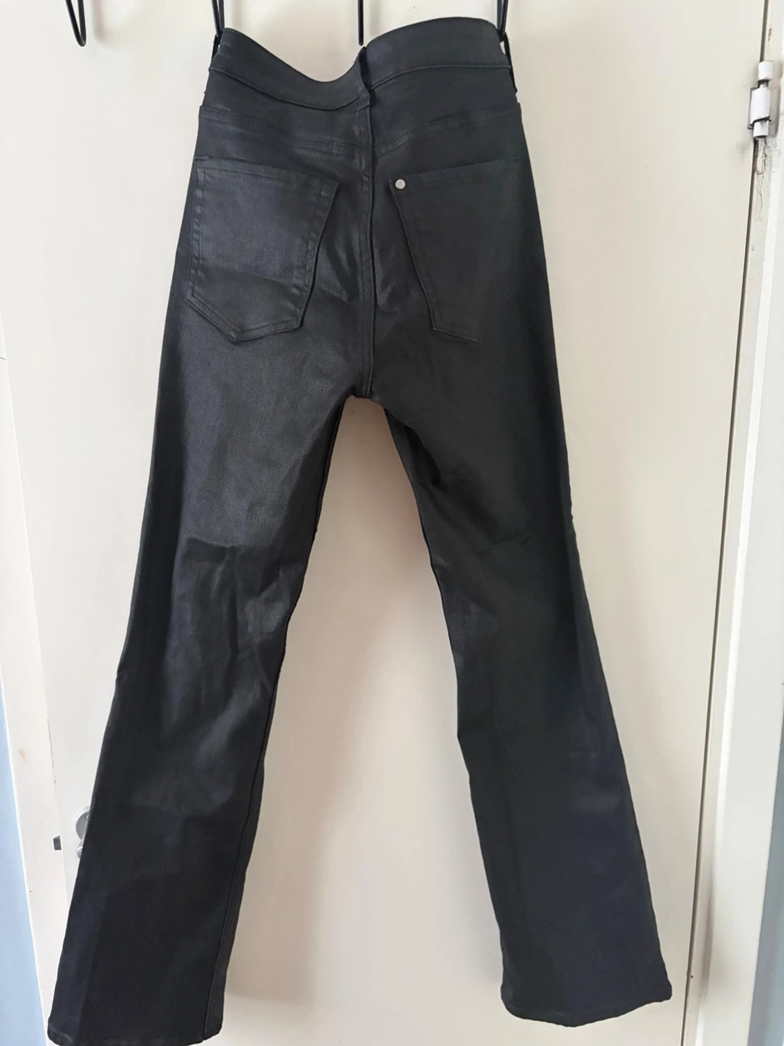 Svarta bootcut jeans från &Denim - 2