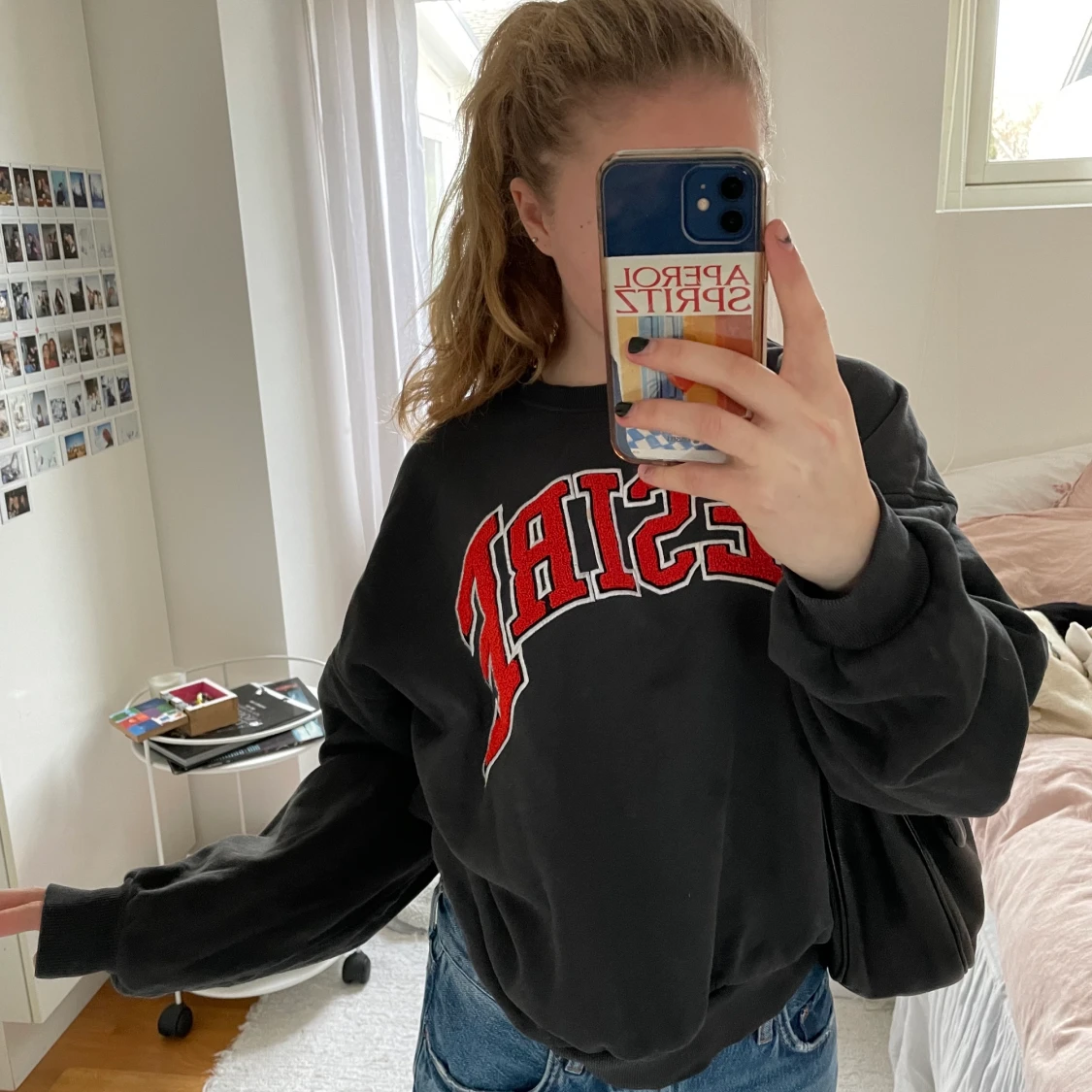 Collage tröja från Weekday storlek M - 90