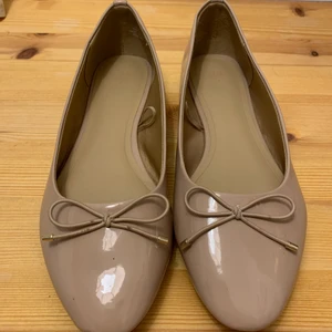 Skor - Använt en gång