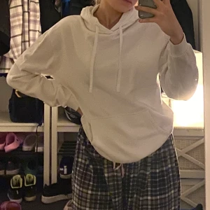 snygg hoodie  - hoodie från Cubus som ej kommer till användning längre, köparn står för frakt🤍