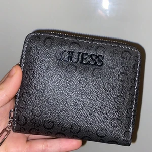 Guess planbok - Äkta guess planbok som säljs för 500 i nyskick.😁