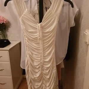 Klänning  - Xs-s stretch. Aldrig använd 