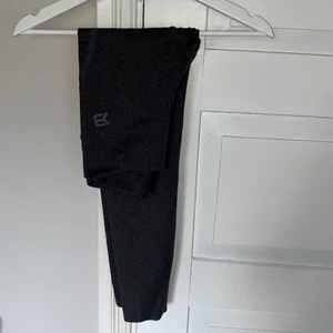 Better Bodies Tights - Säljer ett par oanvända Better Bodies tights då de var för små redan vid köpet och glömt bort att lämna tillbaka