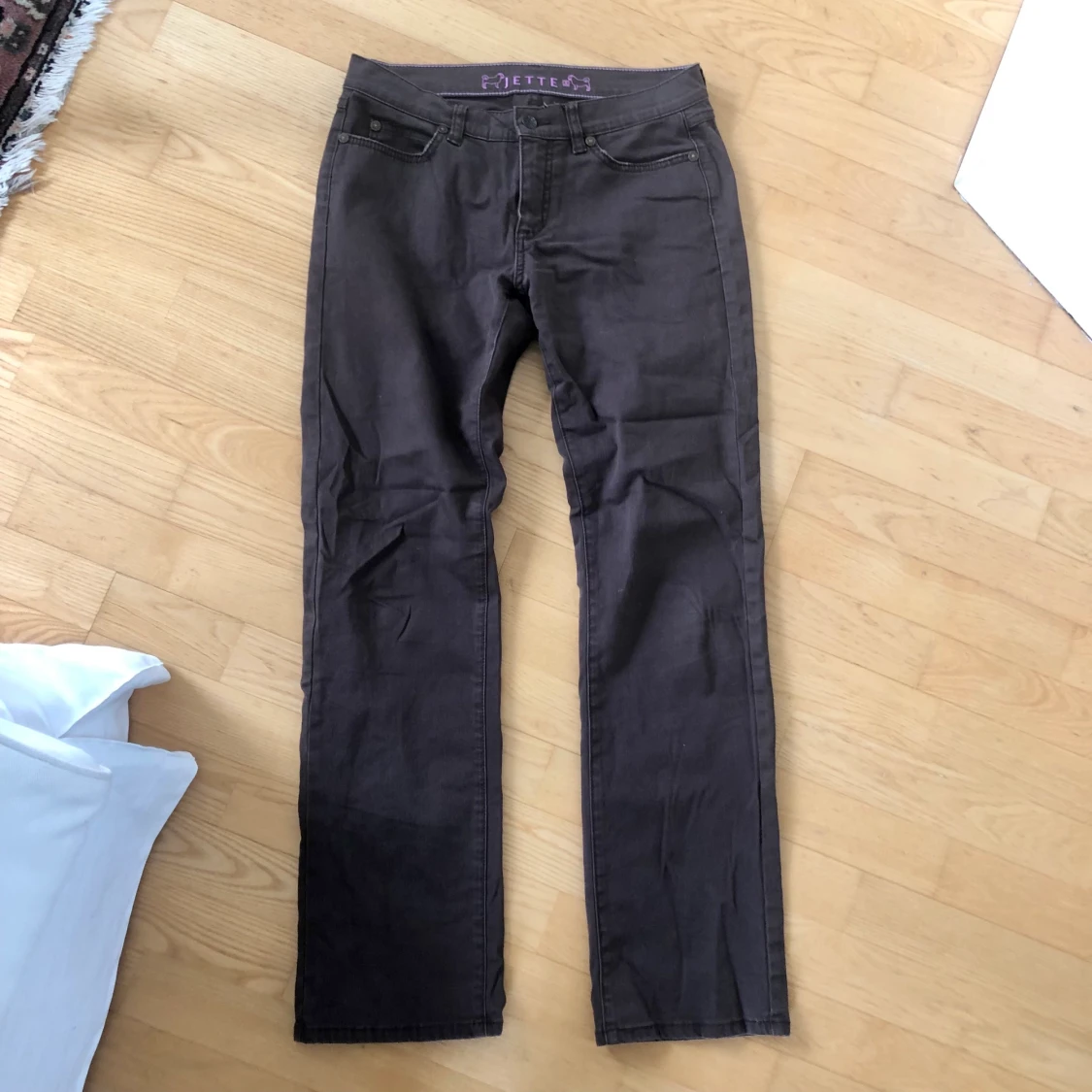 Lågmidjade bruna Jeans