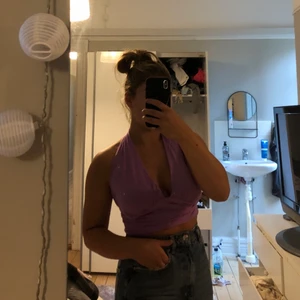 Turtle neck tröja  - Super fin turtle neck tröja som kommer från hm, i en pastell lila färg, så fin och kan verkligen användas till allt storlek S 