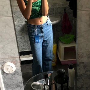 Jeans  - Hej!, säljer dessa helt nya jeans från Bershka 300kr +frakt. De är i storlek 36. 