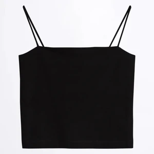 Linne - Svart linne från Gina, strl M men passar mig som har S😇hör av dig privat för egna bilder osv🖤