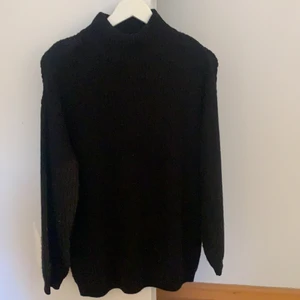 Stickad lång tröja - Supersnygg stickad tröja från Hm som tyvärr inte längre kommer till användning