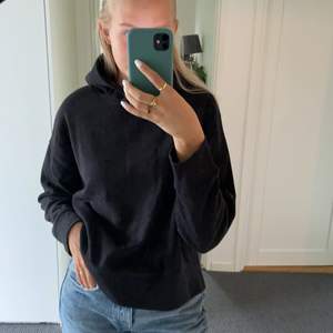 Svart hoodie från Zara❣️Storlek Small