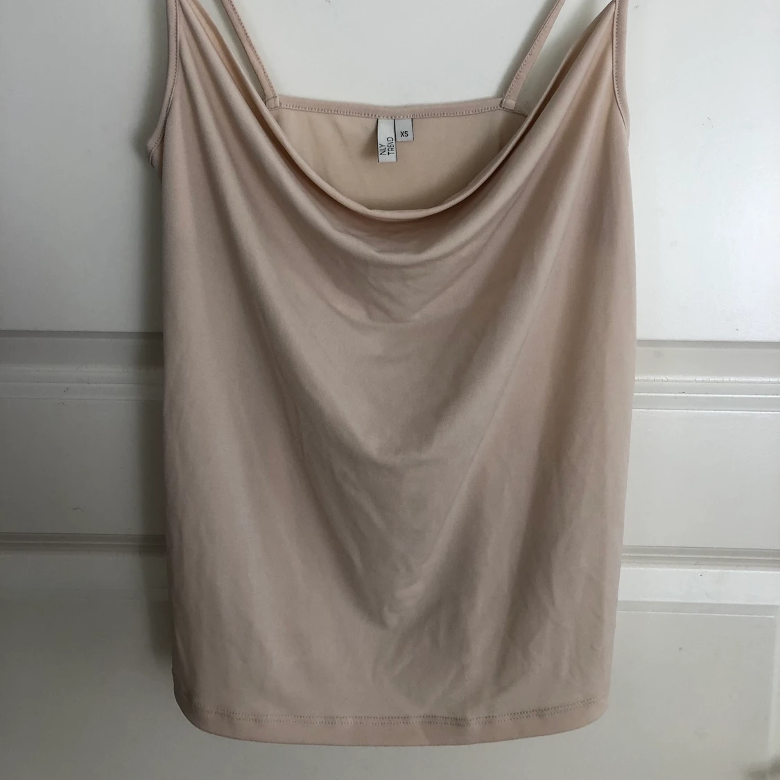 Beiget fest-linne st. XS (HELT NY) - 90