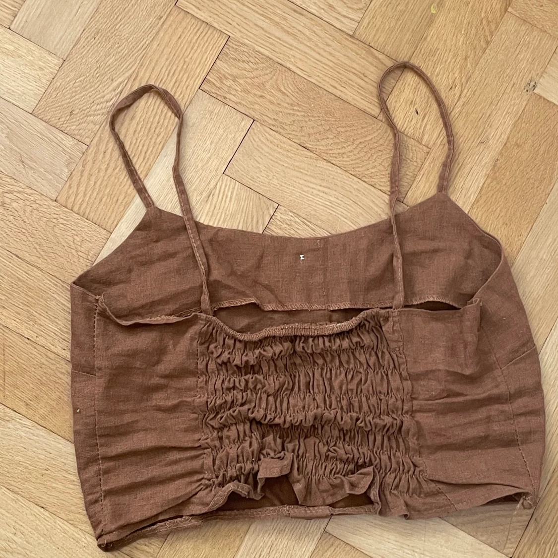Brun crop top S - 90