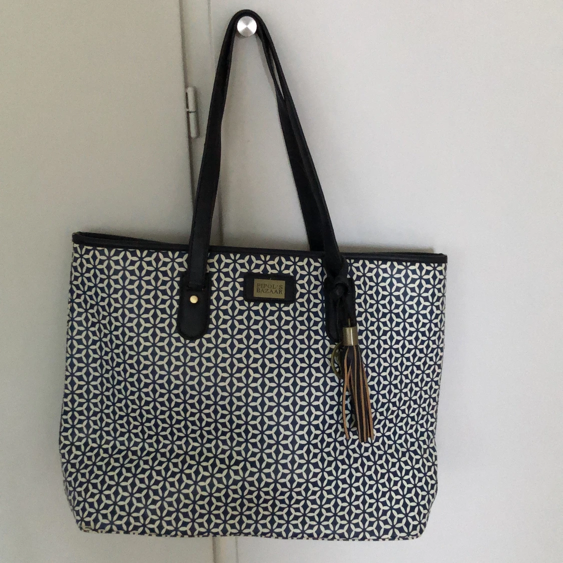 Blå mönstrad handväska - 90