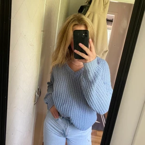 Stickad tröja  - Helt oanvänd stickad tröja💓