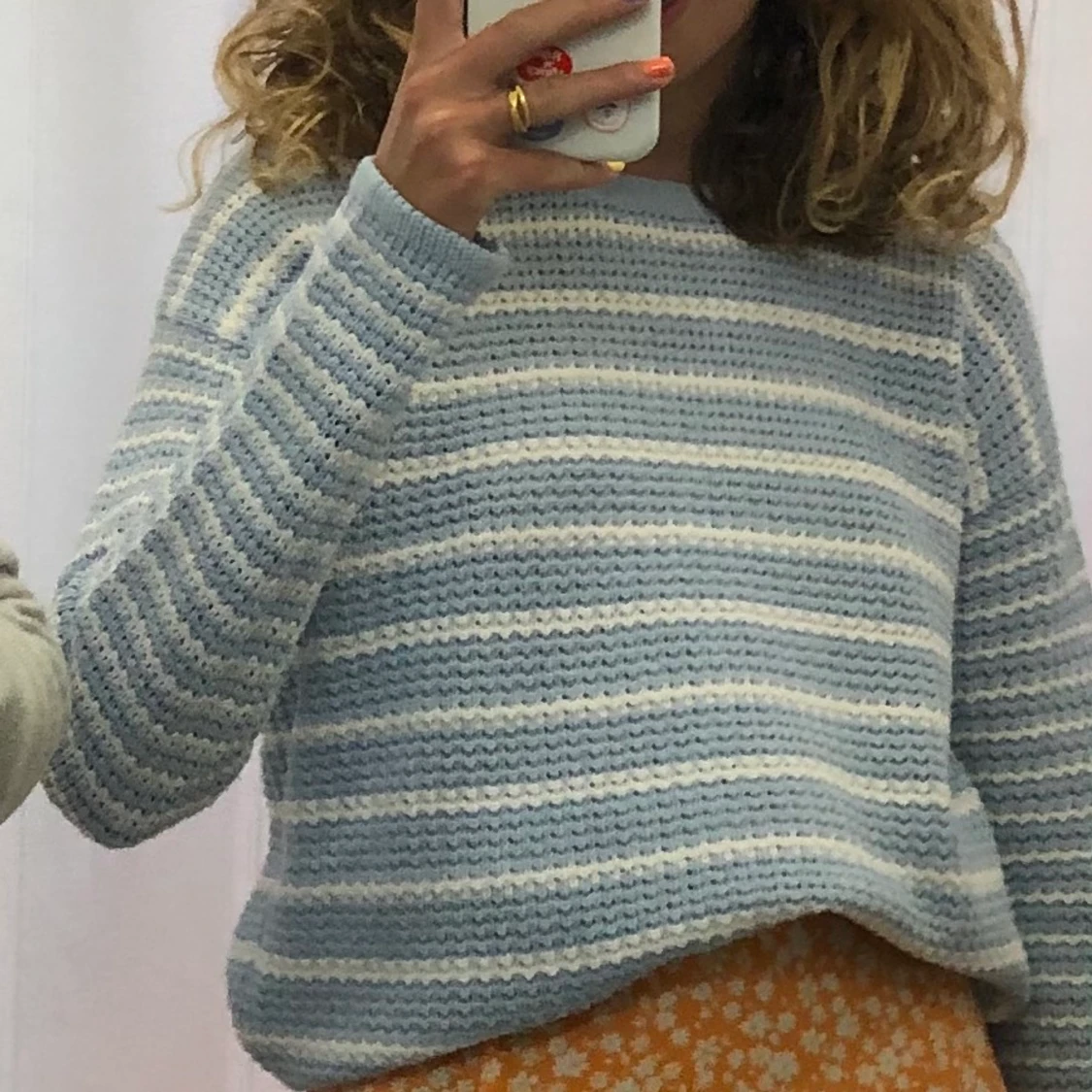 Stickad tröja